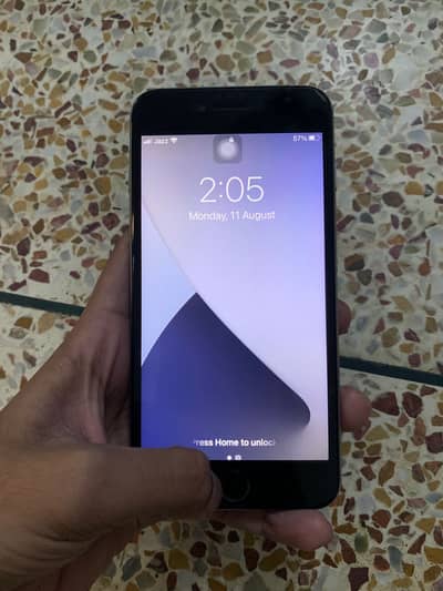 PTA approved 64gb iPhone 6s plus only contact on whatsapp