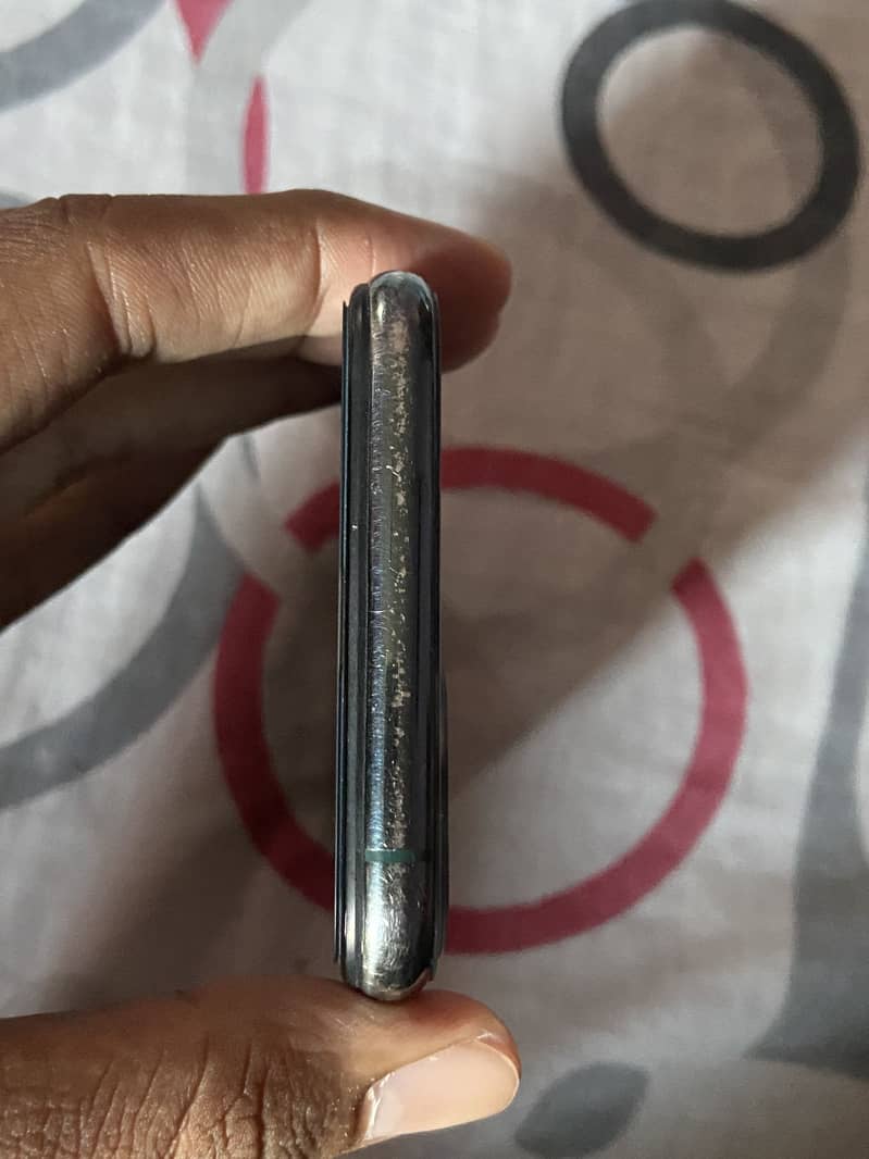 Apple iPhone 11 Pro 1