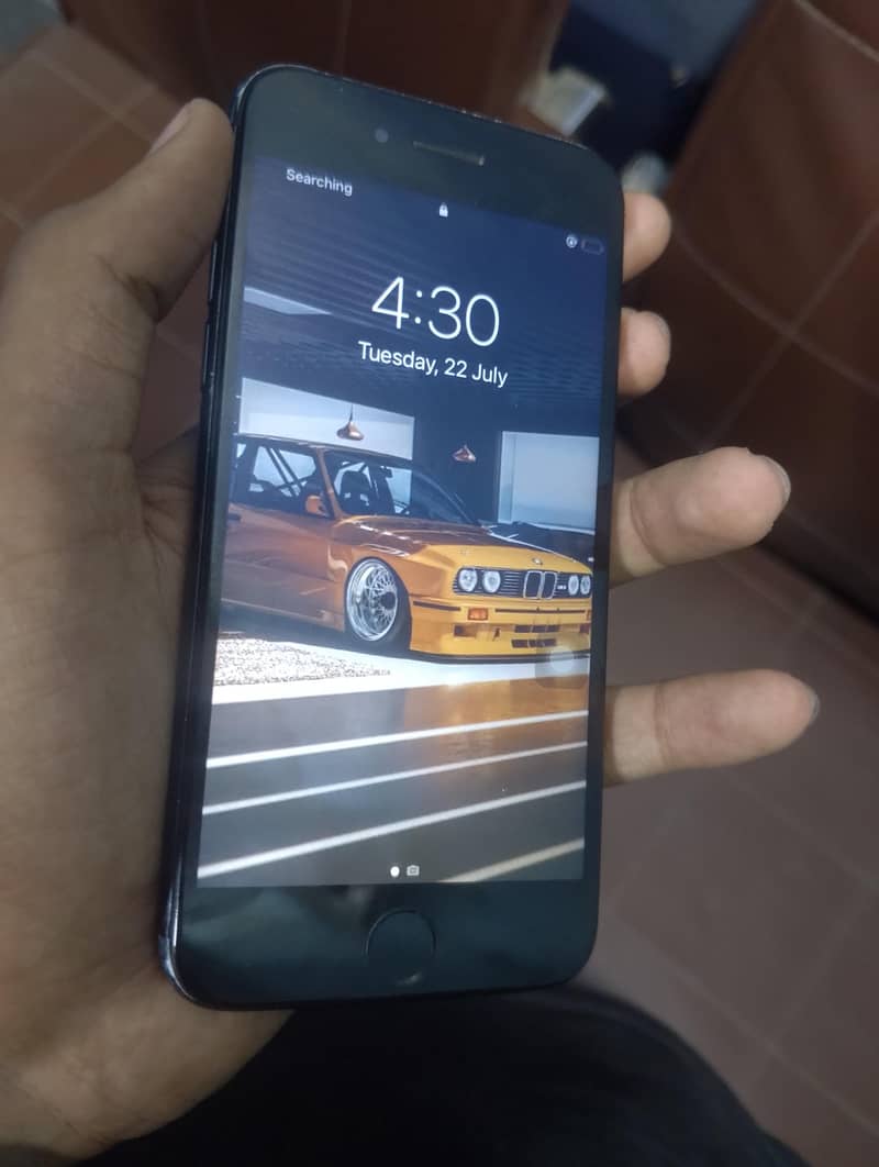 Apple iPhone 7 1