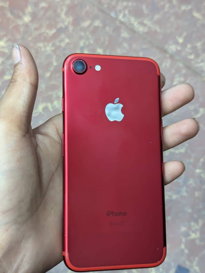 Apple iPhone 7 7