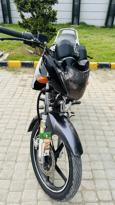 yamaha ybr 2016 model
