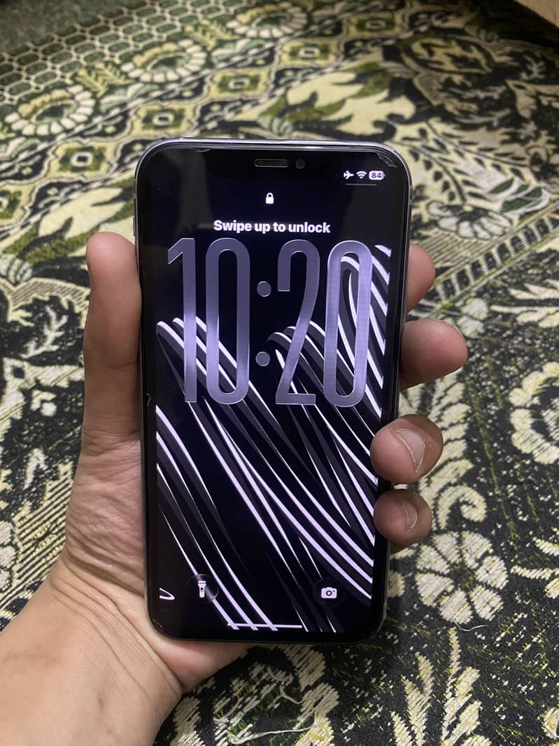 Apple iPhone 11 0