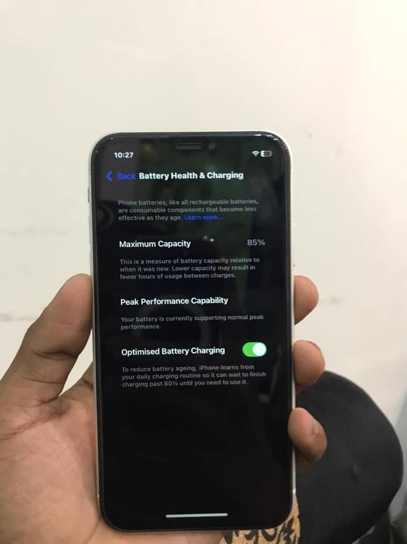Apple iPhone XR 4