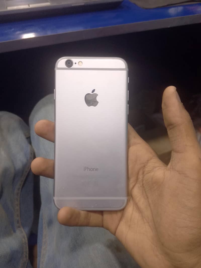 Apple iPhone 6 2