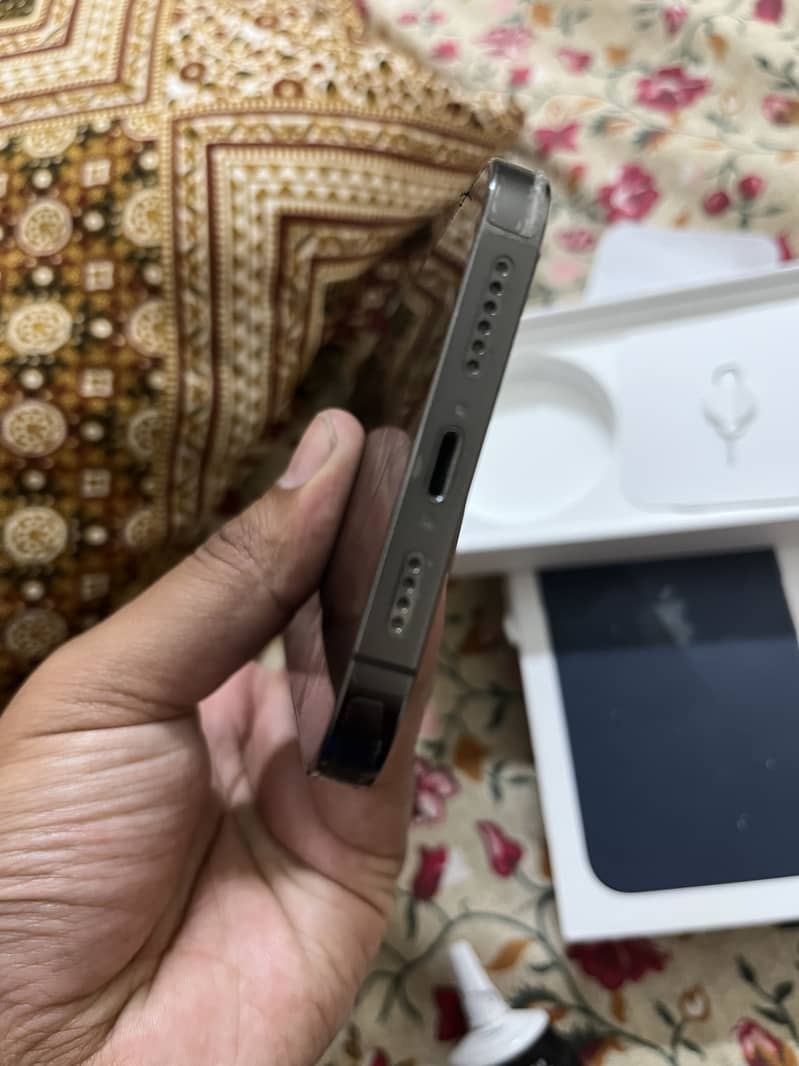 Apple iPhone 13 Pro Max 3