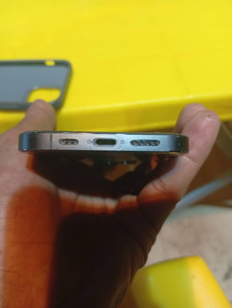 iPhone 12 pro 2