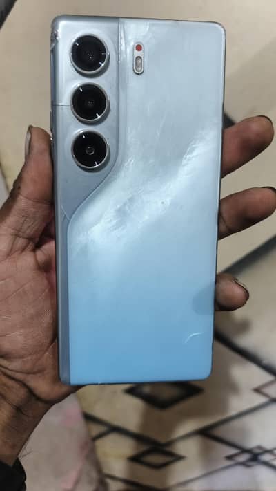 Tecno CAMON 40