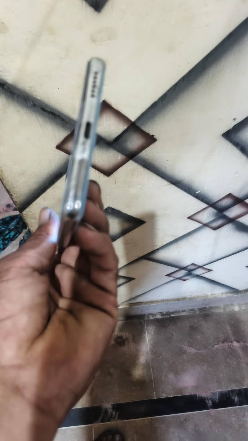 Tecno CAMON 40 2