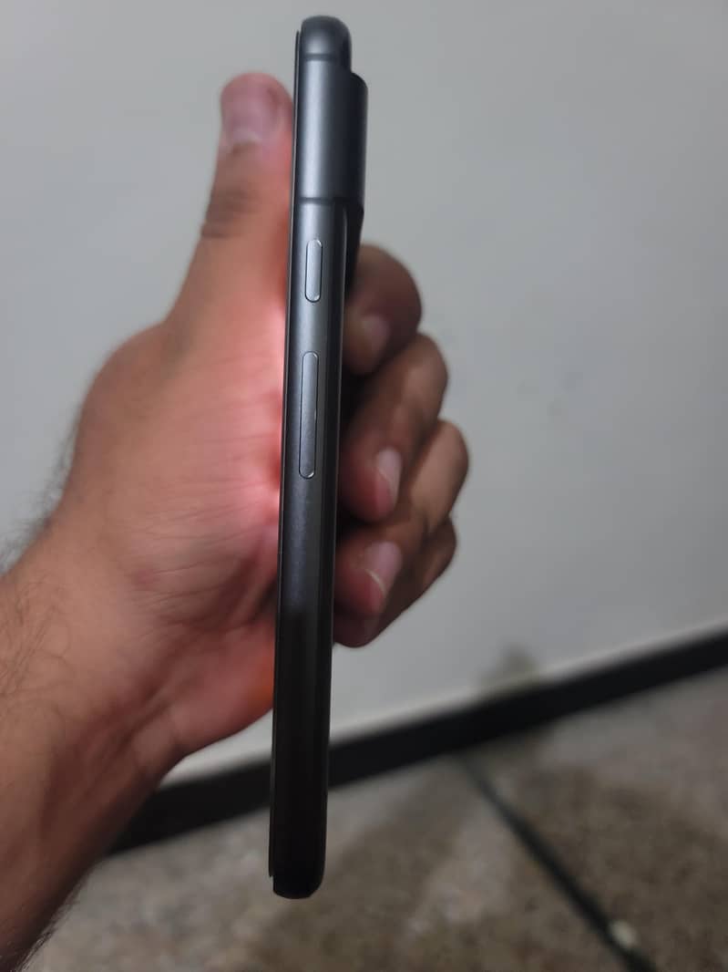 Google Pixel 8 2