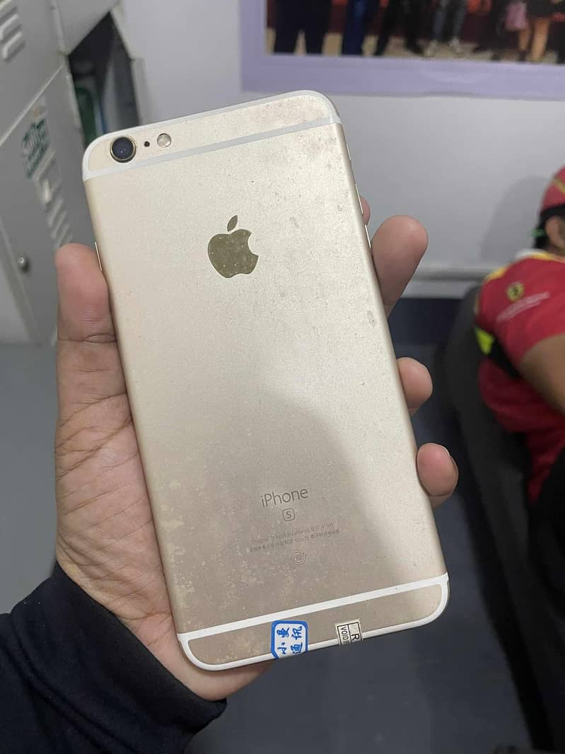 Apple iPhone 6S Plus 0