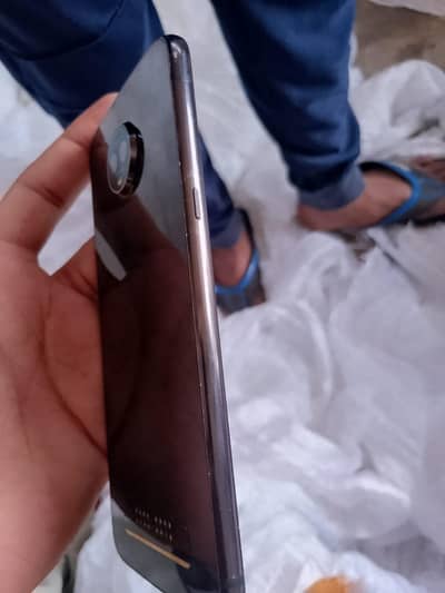 Motorola Moto Z3