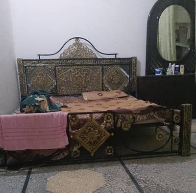 Bed for sale