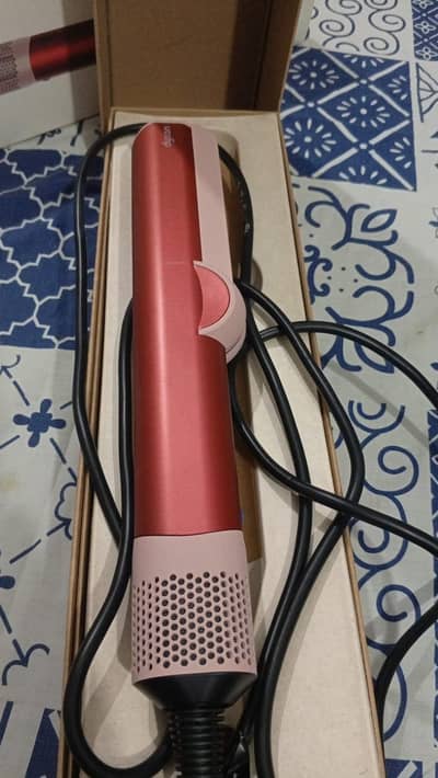Dyson Airstrait™ Straightener
