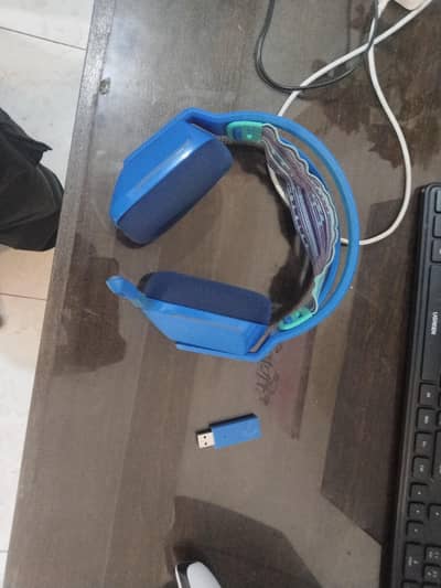 Very good Logitech headphone worth 50k
