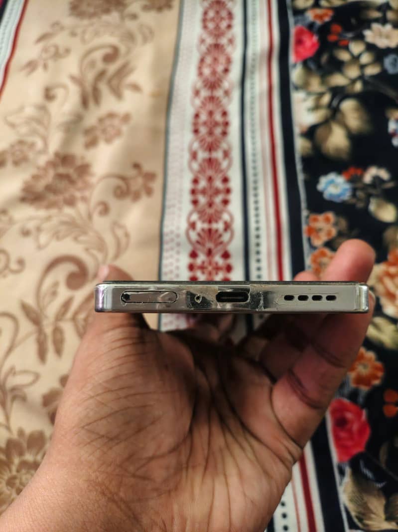 Infinix note 40 2