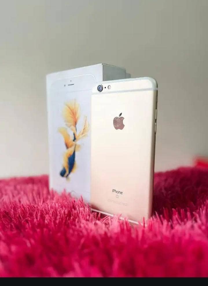Apple iPhone 6S Plus 2