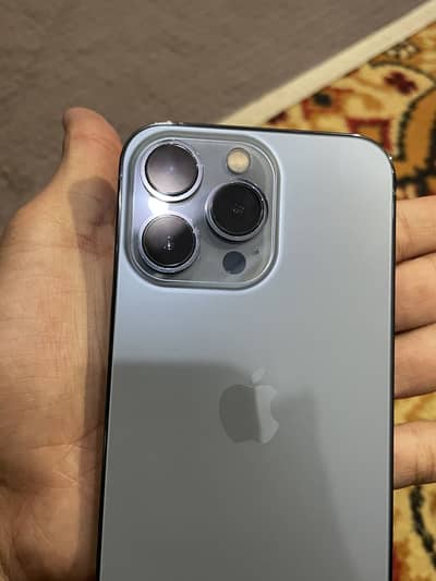 Apple iPhone 13 Pro