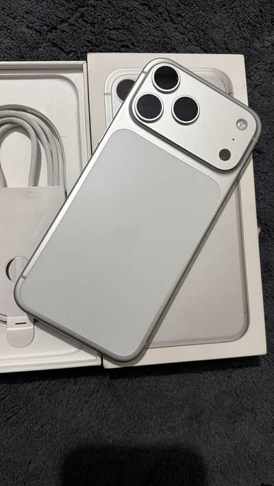 Apple iPhone 17 Pro Max