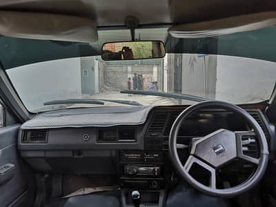 Nissan Sunny 1987