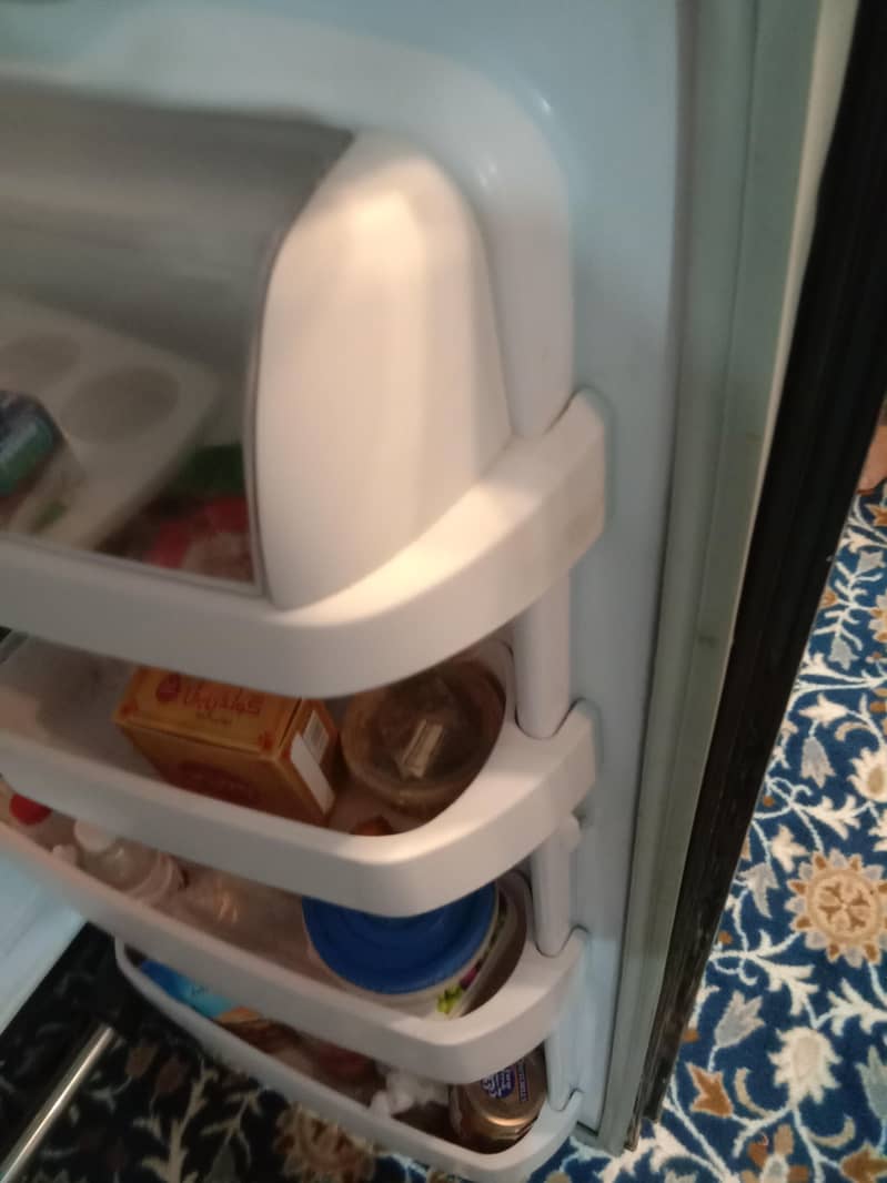 Waves Outclass New condition Refrigerators 1