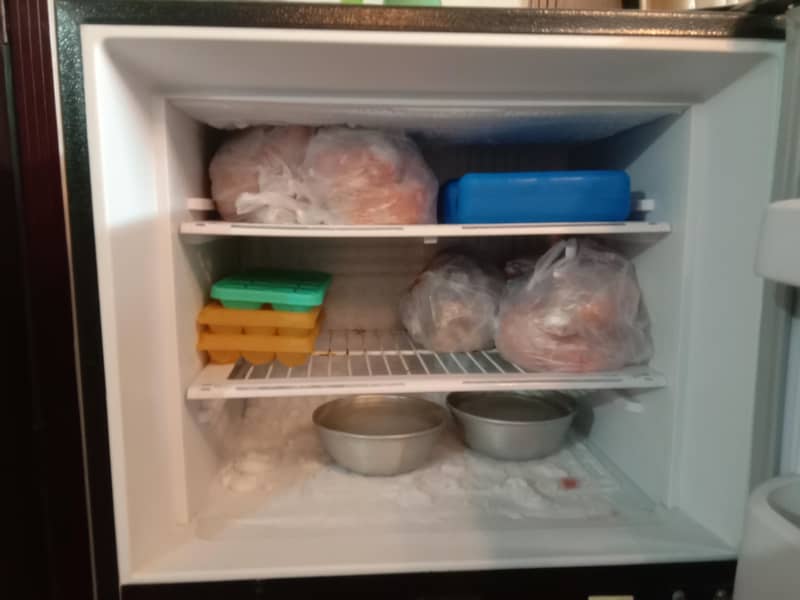 Waves Outclass New condition Refrigerators 5
