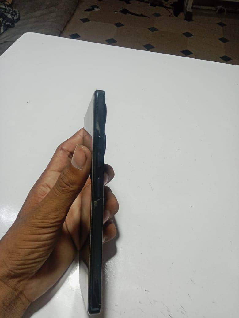 Tecno CAMON 20 2