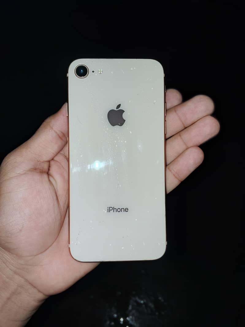 Apple iPhone 8 0