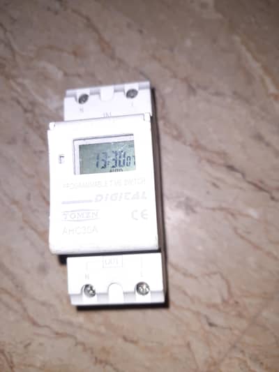 12v Dc weekly On / Off timer  Heavy Duty. Breaker type fix in dp box. .