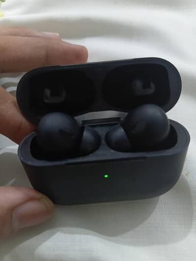 Earbuds pro version For sale