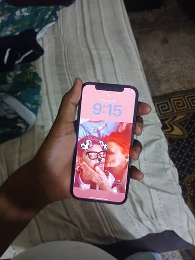 Apple iPhone 12