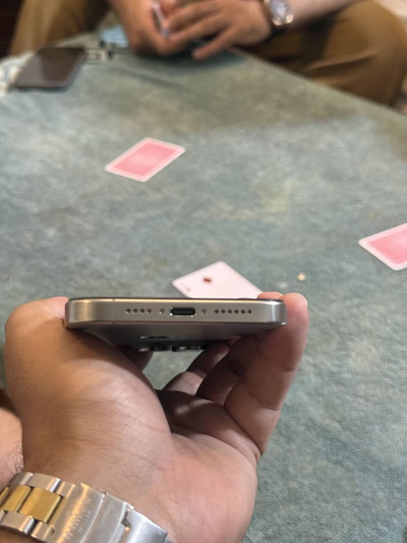 Apple iPhone 15 Pro Max 1