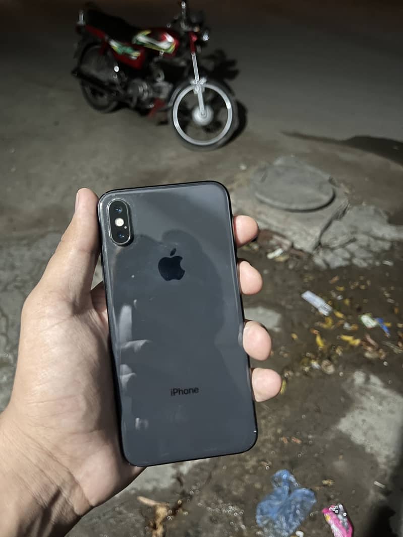 Apple iPhone X 0