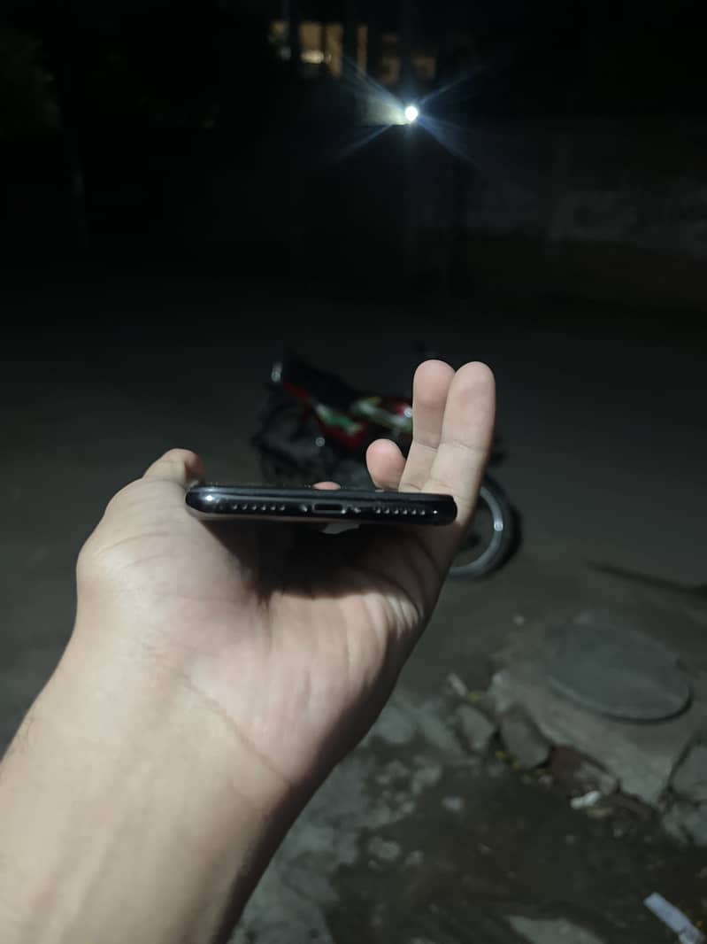 Apple iPhone X 2