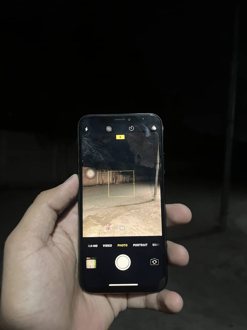 Apple iPhone X 5