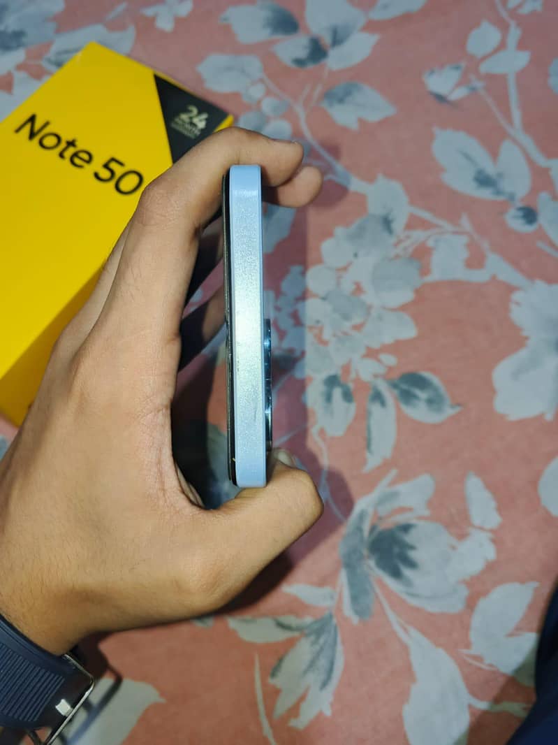 Realme Note 50 4