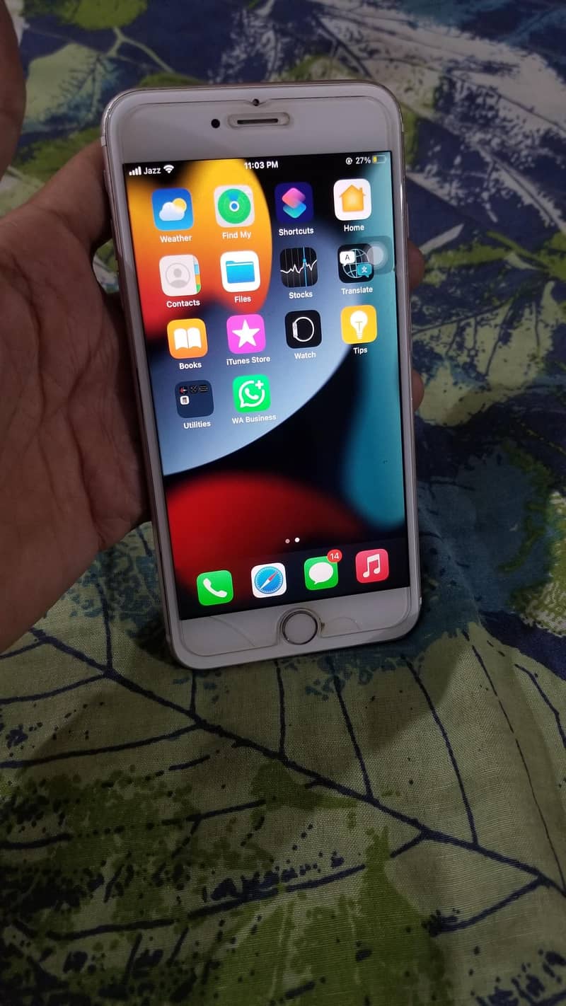 Apple iPhone 6S Plus 0