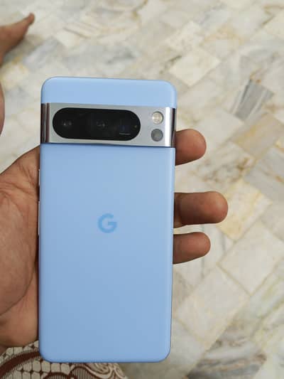 Google Pixel 8 Pro