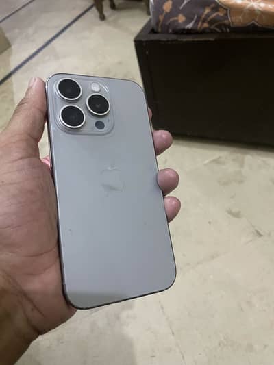 Apple iPhone 15 Pro factory unlock