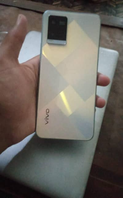 Vivo Y21