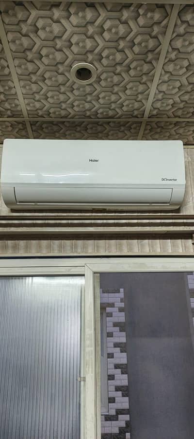 Haier AC thunder model 1.5 ton, 9/10 condition