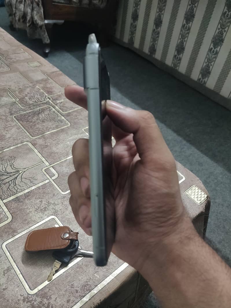 Google Pixel 8 1