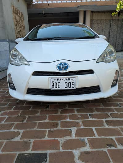 Toyota Aqua 2012