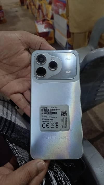 Tecno spark 40
