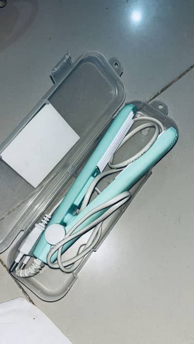 Mini Hair Crimper - Excellent Condition - hardly used