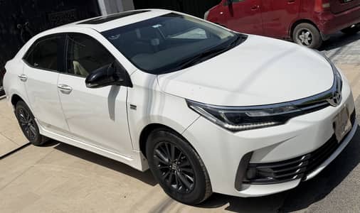 Toyota Corolla altis grande 1.8