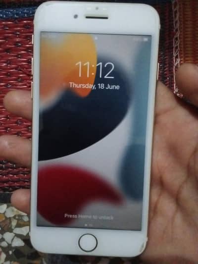 Apple iPhone 7