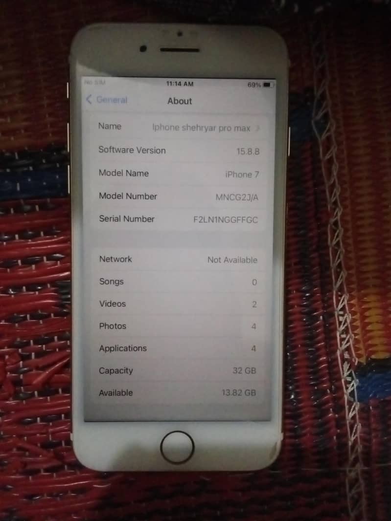 Apple iPhone 7 4