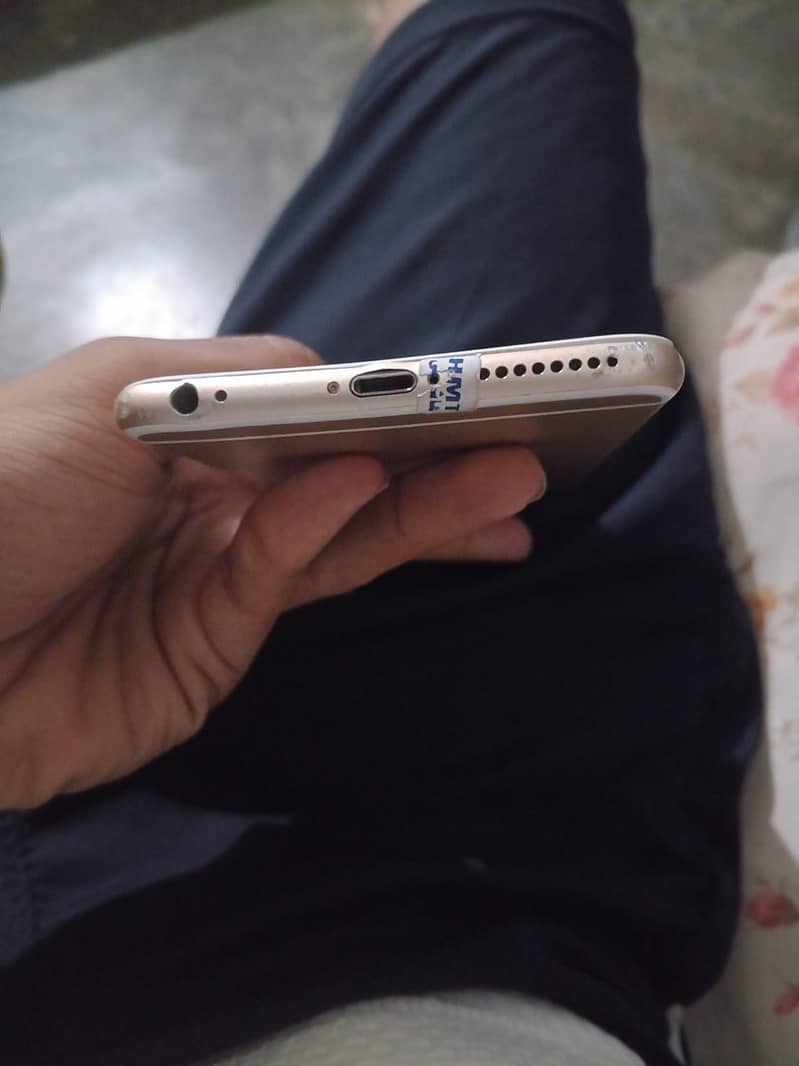 Apple iPhone 6Plus 4