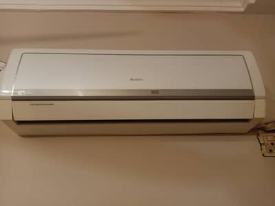 Gree G10 Inverter 1 ton