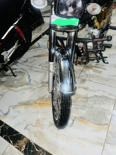 125 golden edition
